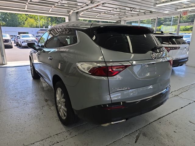 2023 Buick Enclave Essence photo 3