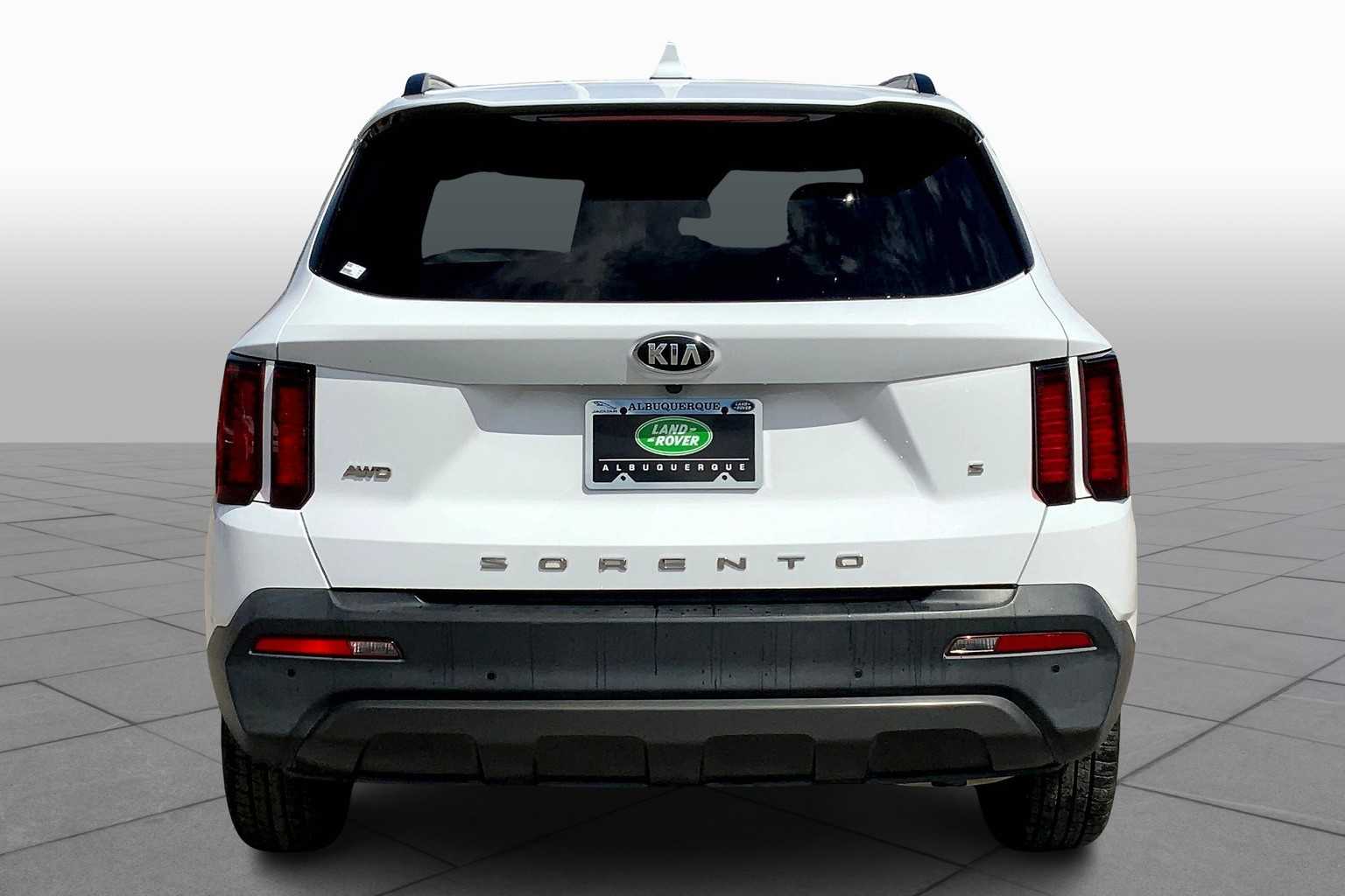 2021 Kia Sorento S photo 4
