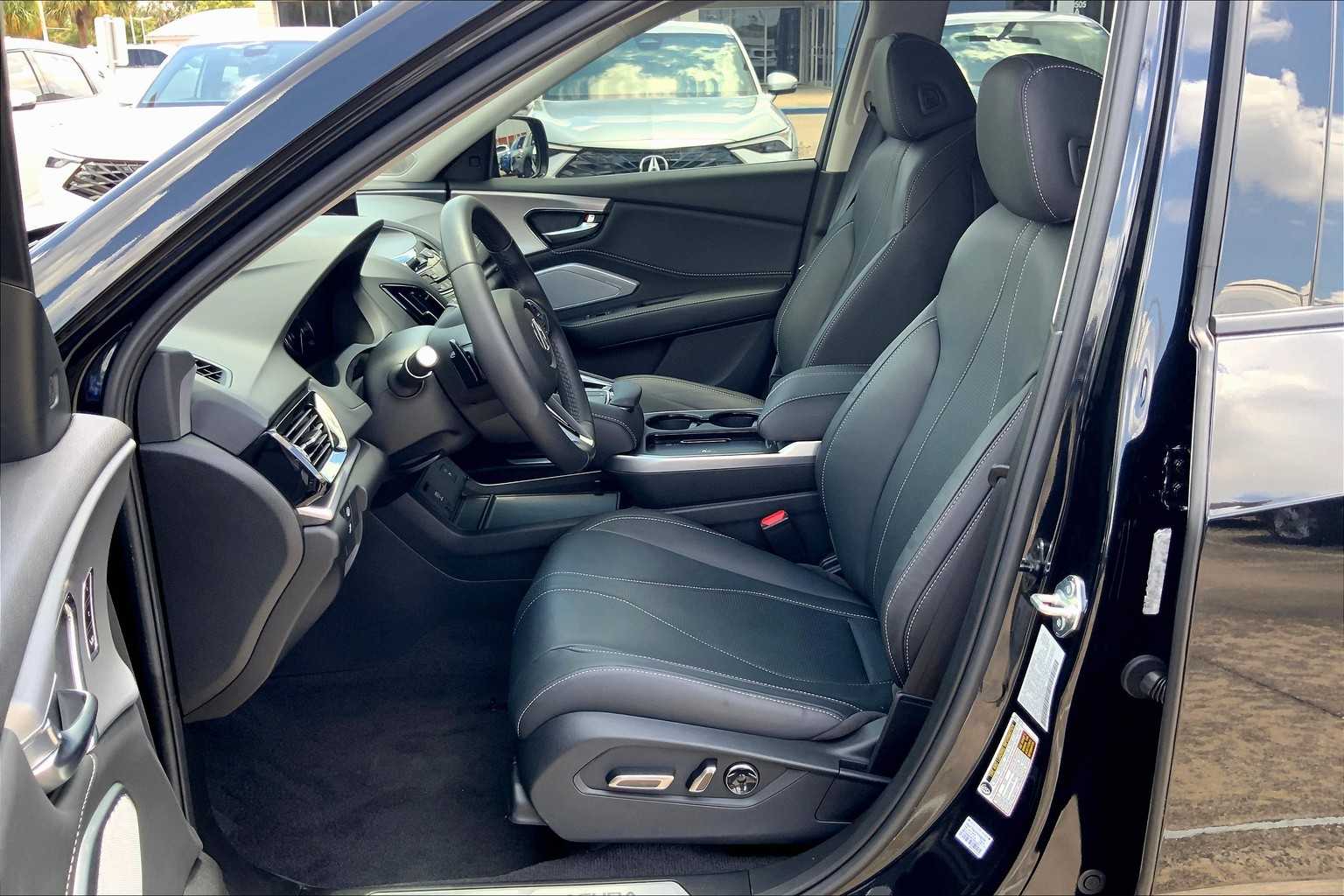 2025 Acura RDX Technology photo 7