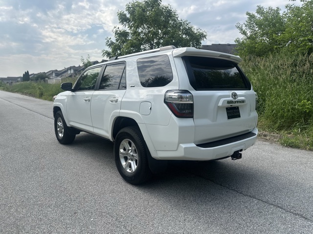 2022 Toyota 4Runner SR5 Premium photo 6