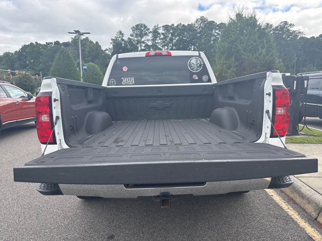 2017 Chevrolet Silverado 1500 LT photo 6