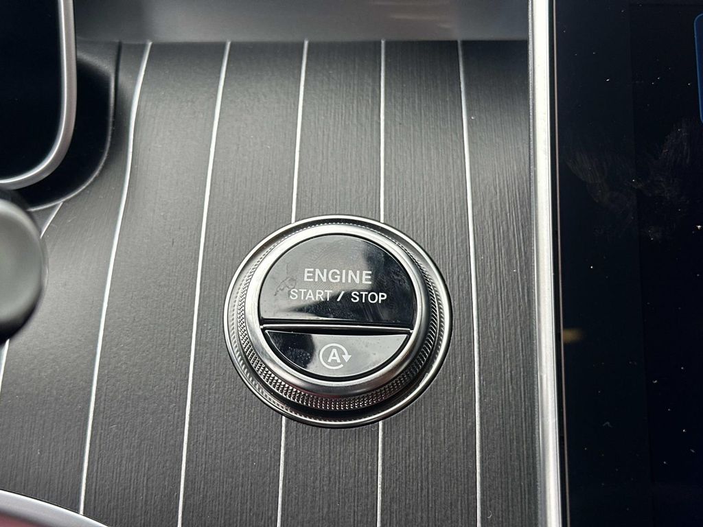 2026 Mercedes Benz CLE 300 4MATIC photo 13