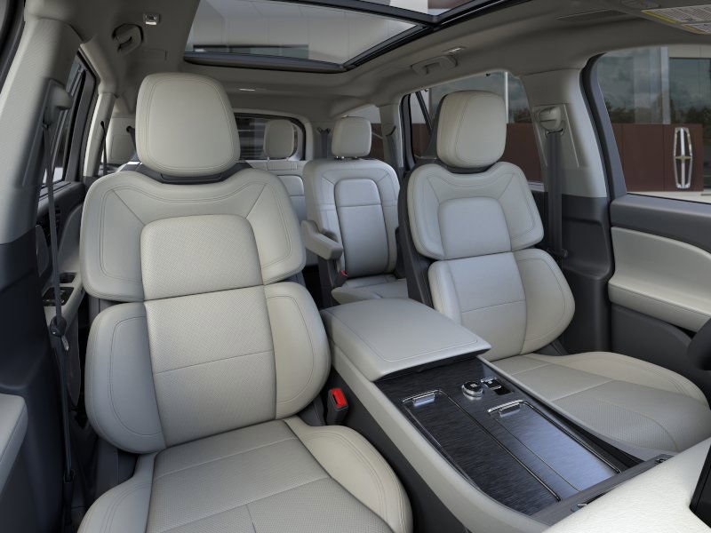 2025 Lincoln Aviator Reserve photo 9