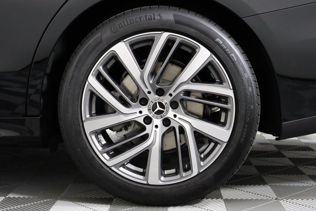 2025 Mercedes Benz E 350 4MATIC photo 11