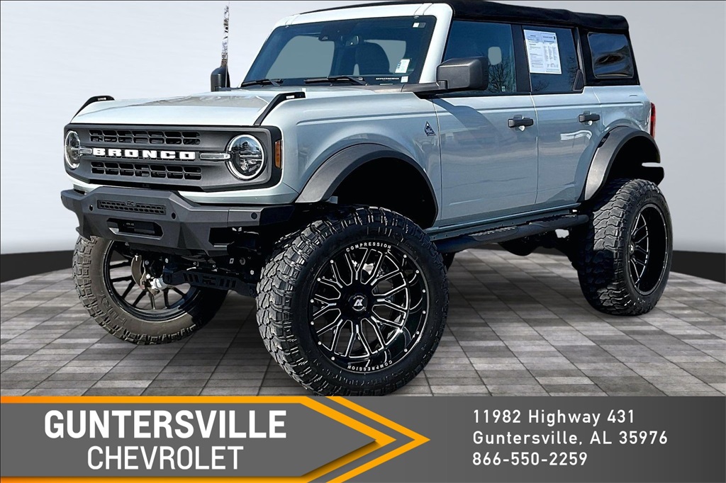 2022 Ford Bronco 4-Door Black Diamond