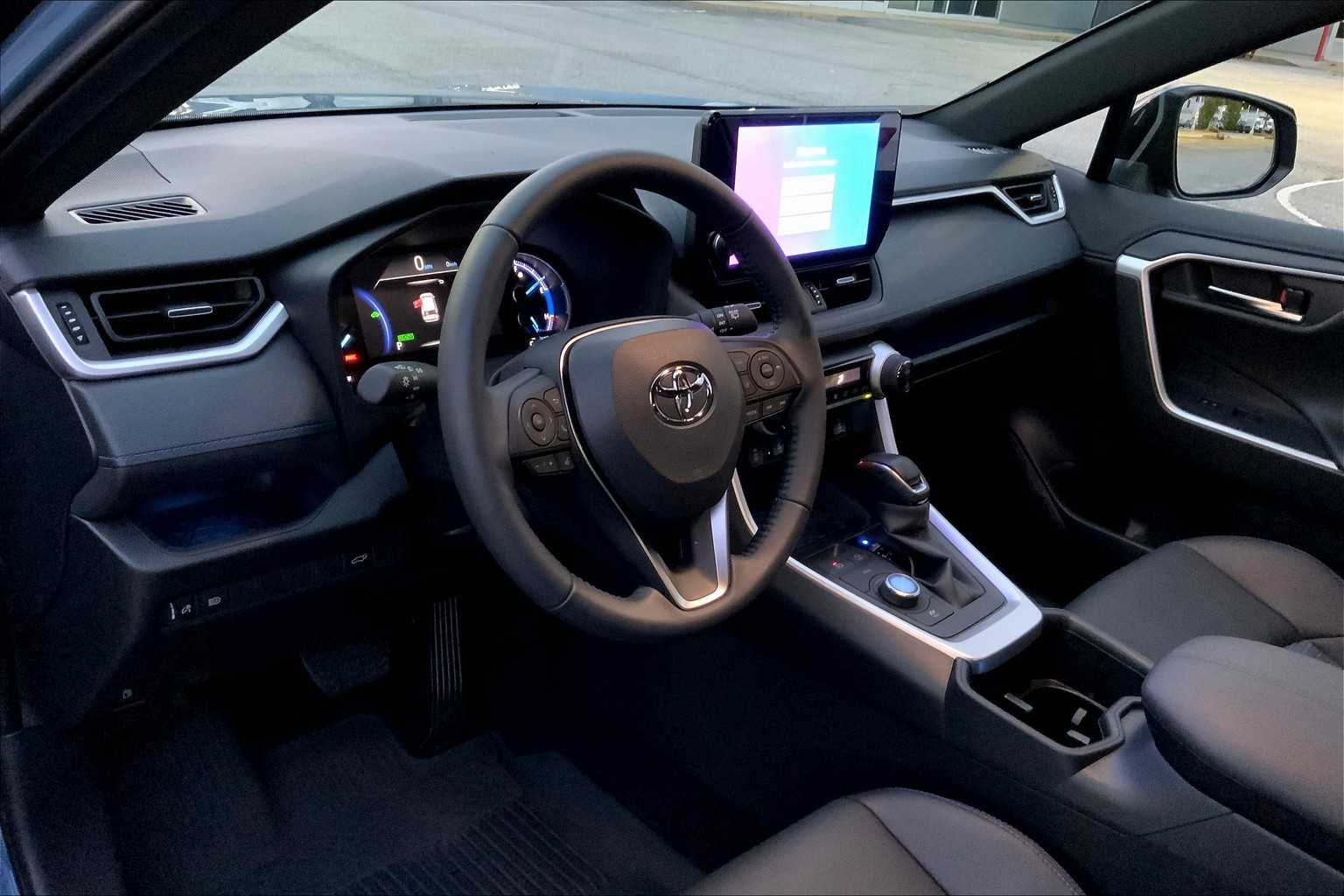 2025 Toyota RAV4 Hybrid XSE photo 17