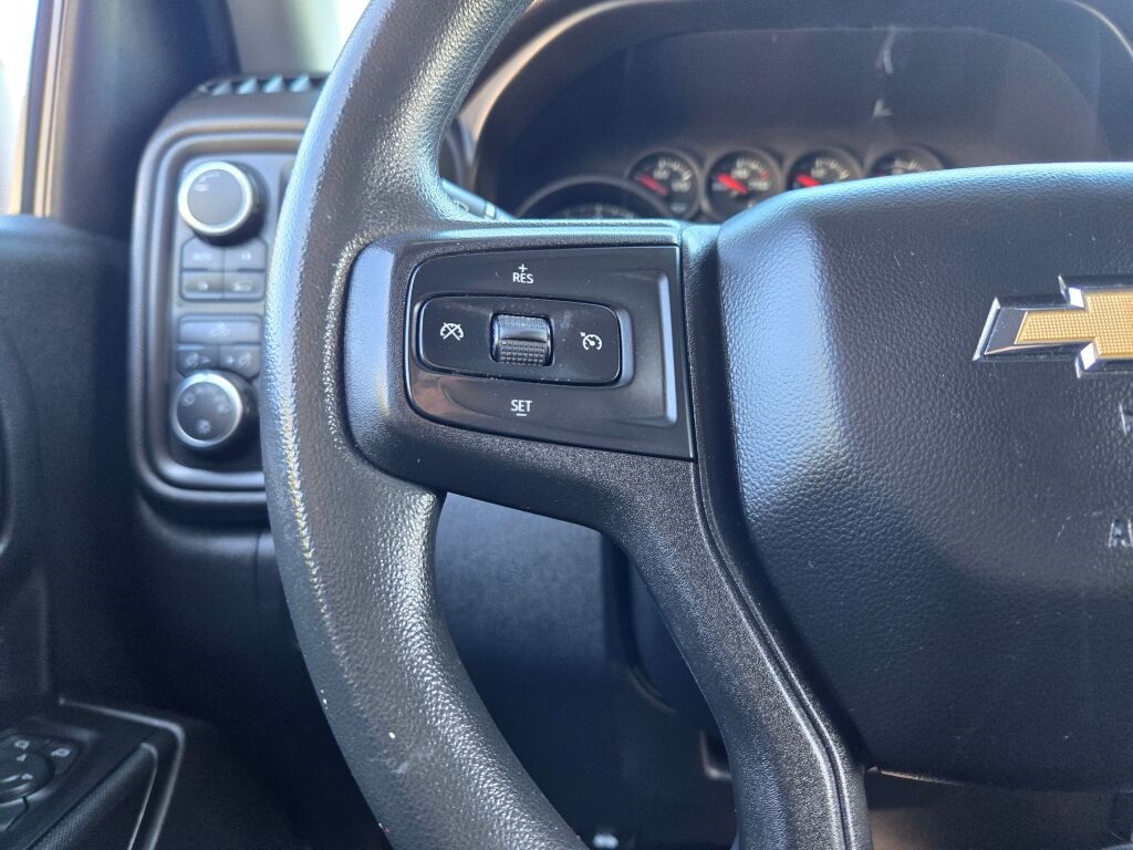 2021 Chevrolet Silverado 1500 Custom photo 25