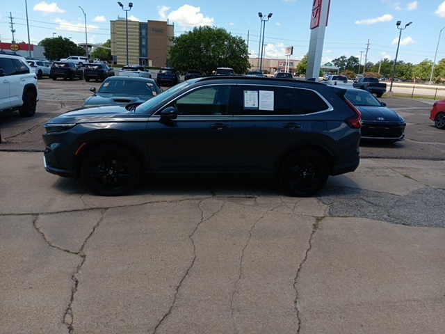2023 Honda CR-V Hybrid Sport Touring photo 3