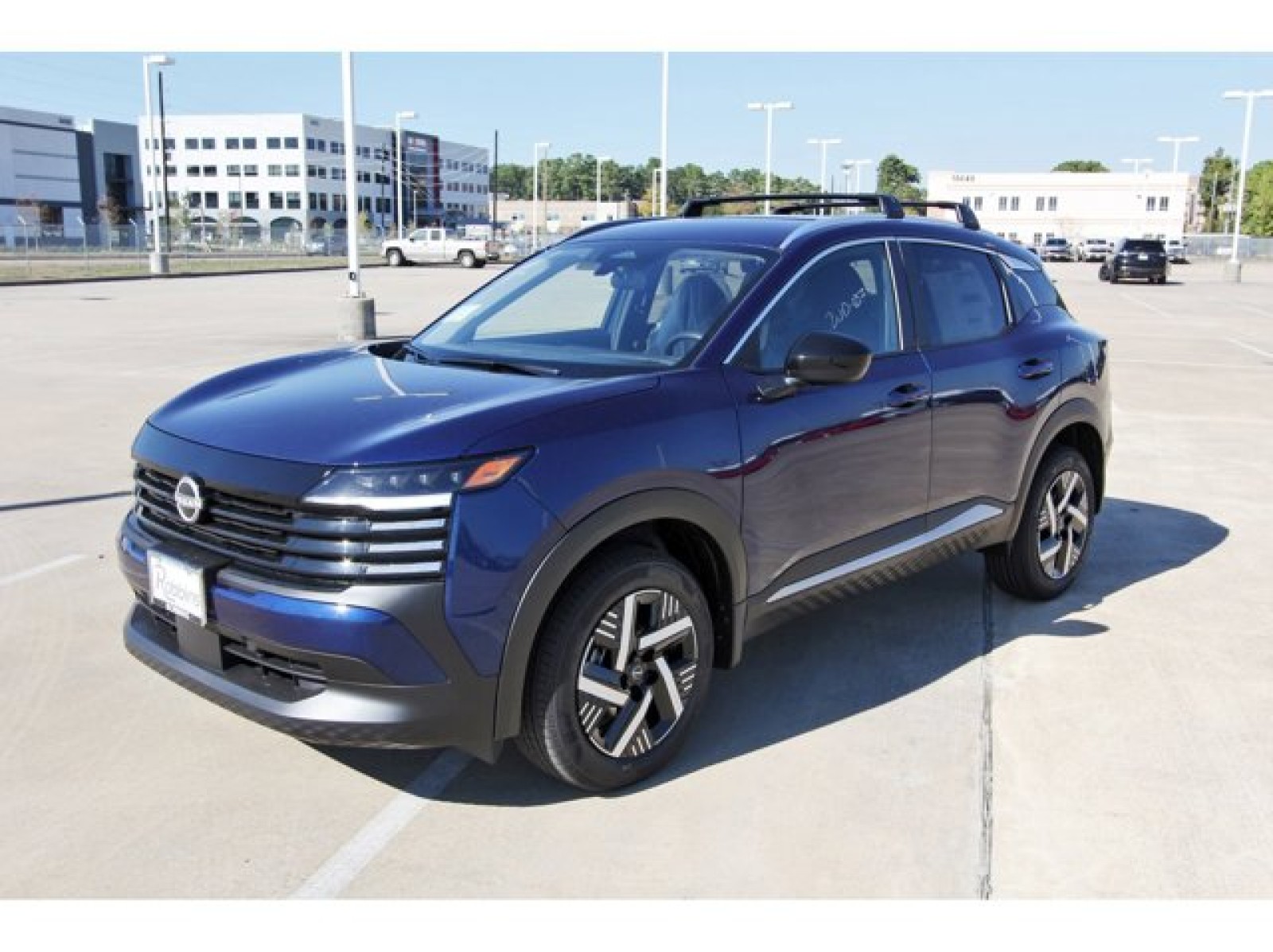 2026 Nissan Kicks SV photo 2