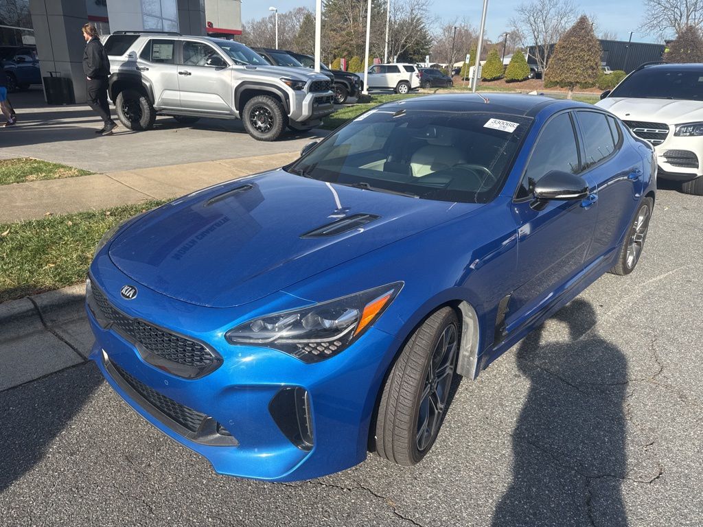 2018 Kia Stinger GT2's photo