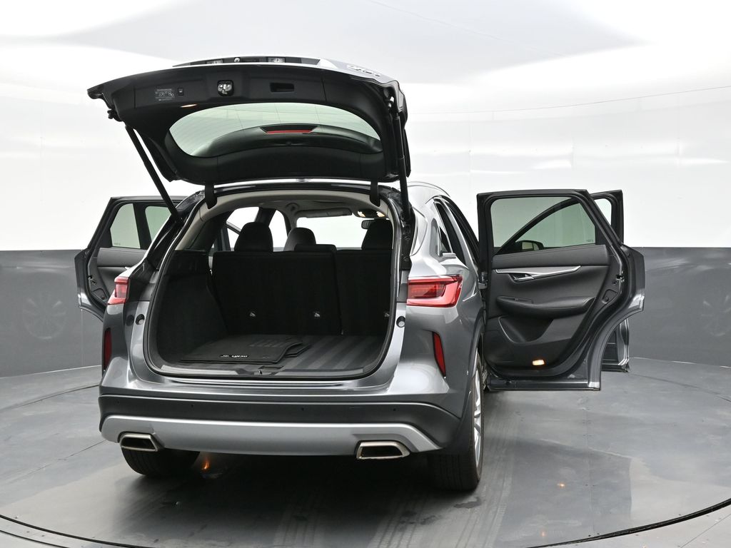 2022 Infiniti QX50 Luxe photo 45