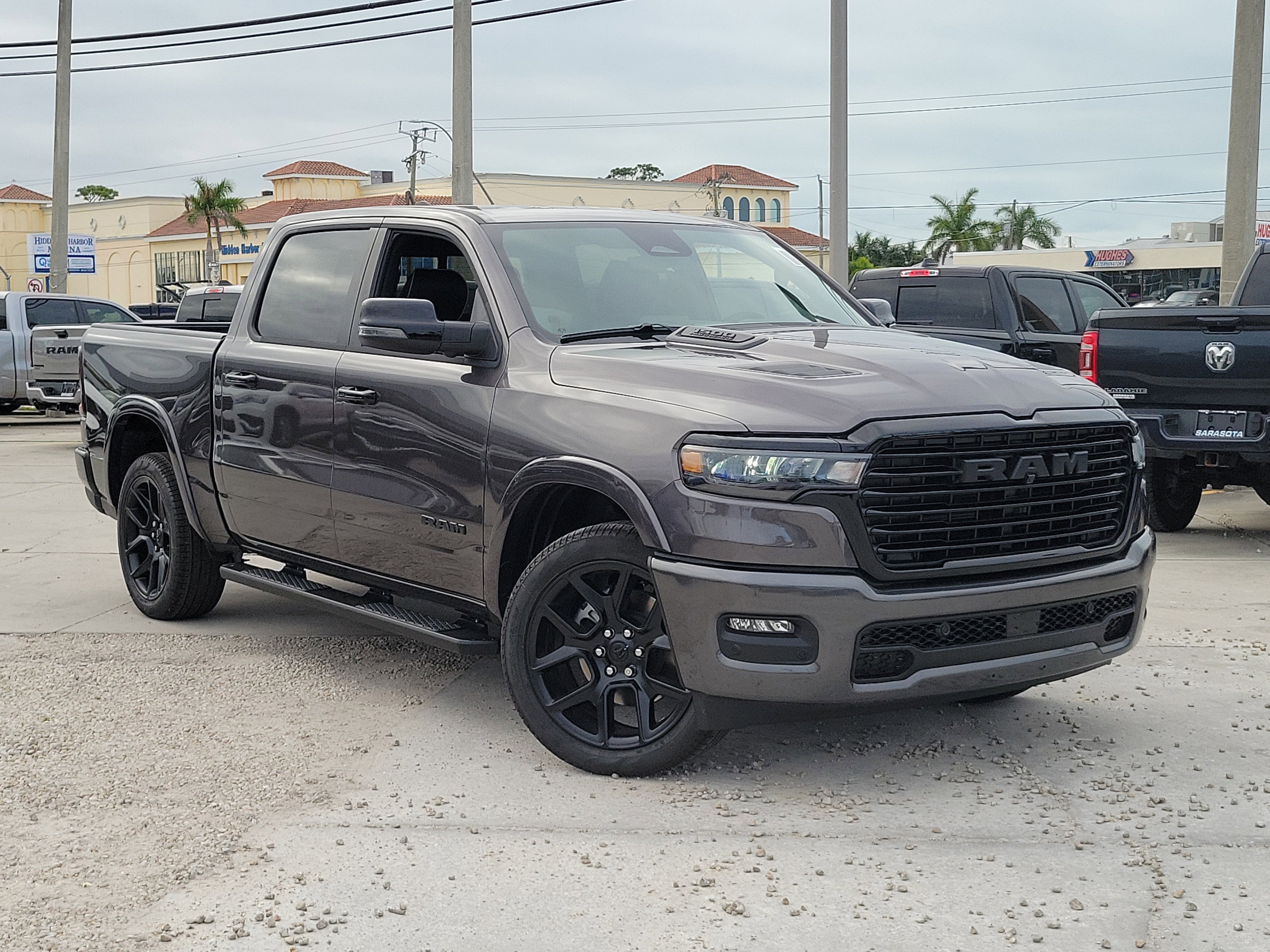 2026 RAM Ram 1500 Pickup Laramie's photo
