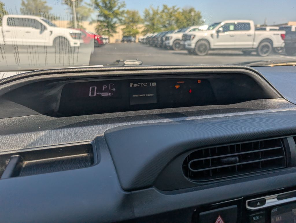 2015 Toyota Prius C Four photo 10