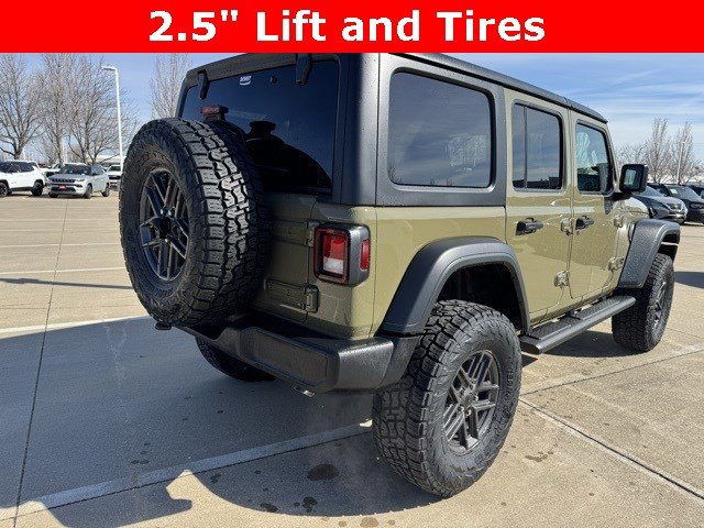 2025 Jeep Wrangler Sport S photo 6