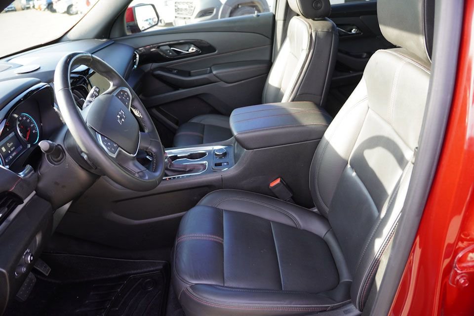 2023 Chevrolet Traverse RS photo 4