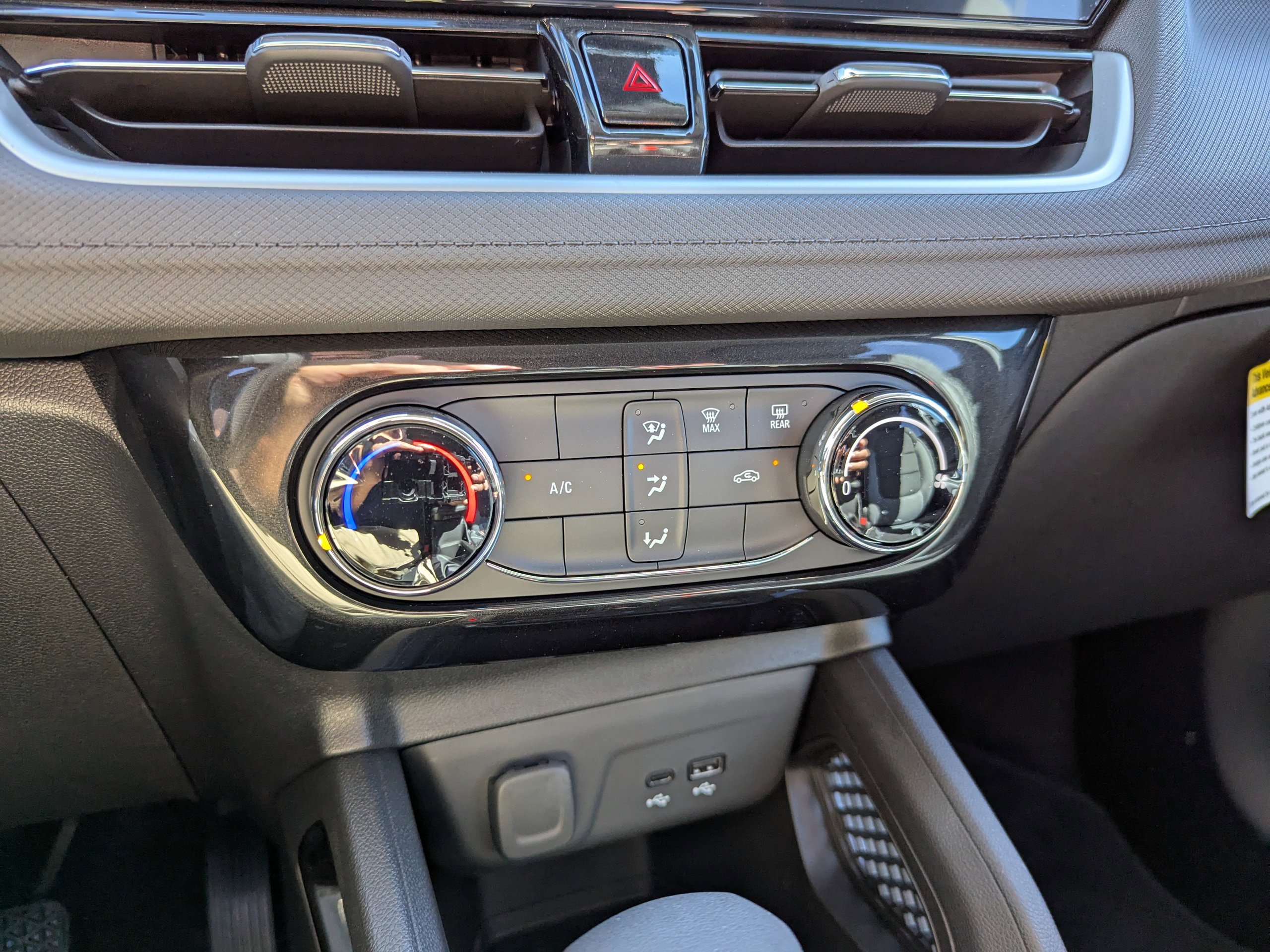 2026 Chevrolet Trailblazer LT photo 21