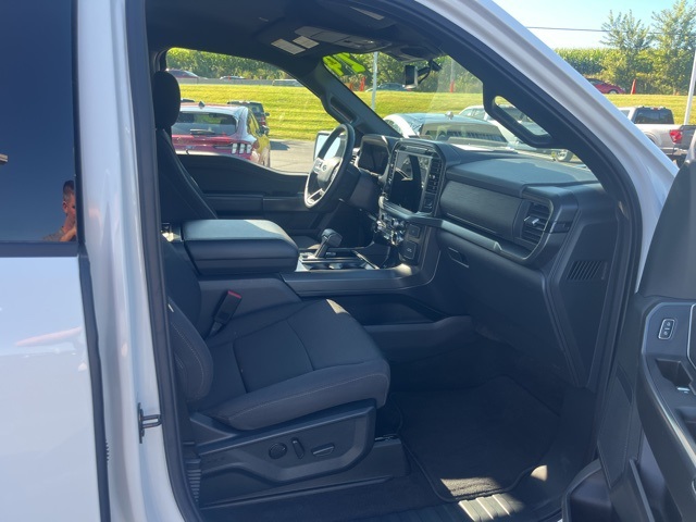 2024 Ford F-150 XLT photo 14