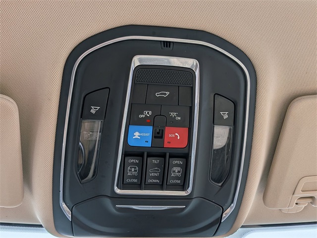 2022 Jeep Grand Cherokee Limited photo 18