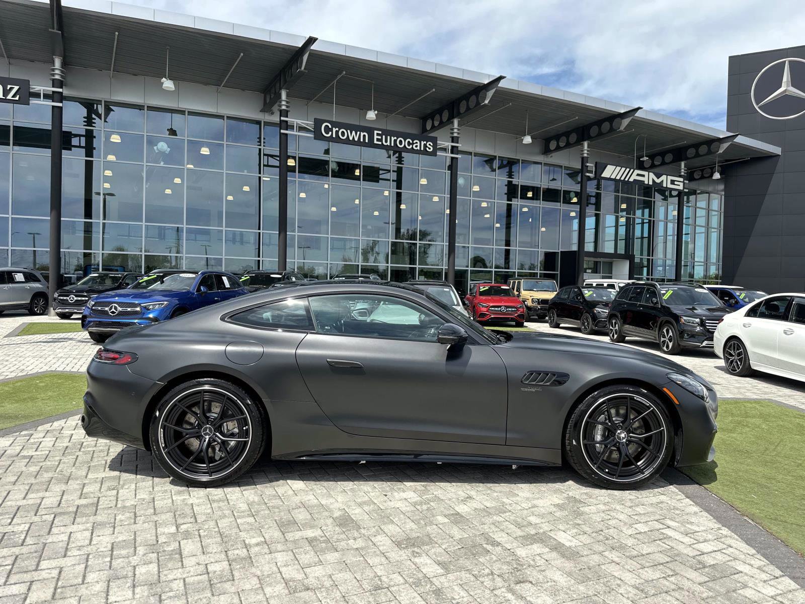 2026 Mercedes Benz AMG GT 43 photo 3