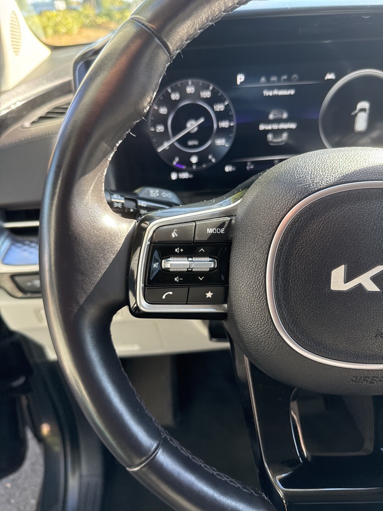 2024 Kia Carnival SX Prestige photo 38