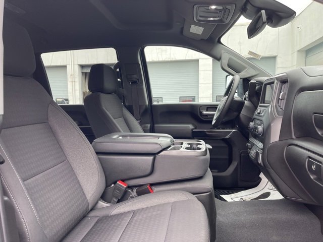 2024 Chevrolet Silverado 2500HD Custom photo 18