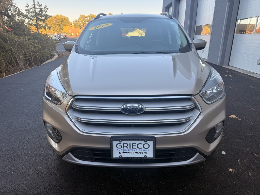 2018 Ford Escape SE photo 2