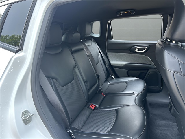2023 Jeep Compass Latitude photo 25