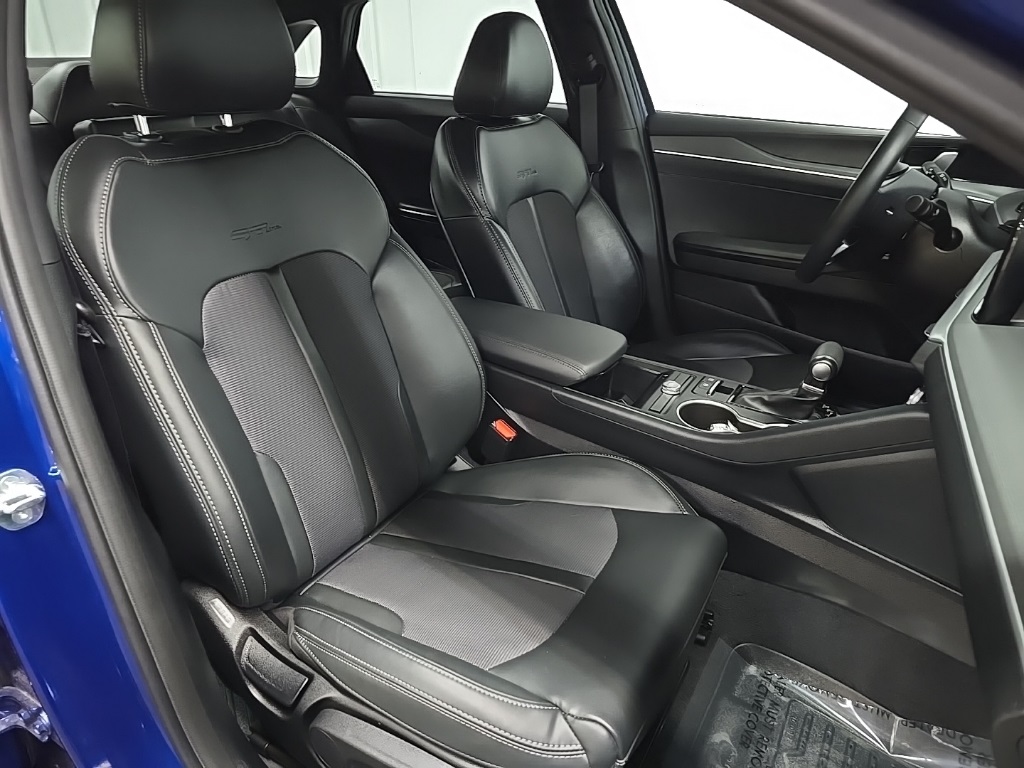 2023 Kia K5 GT-Line photo 14