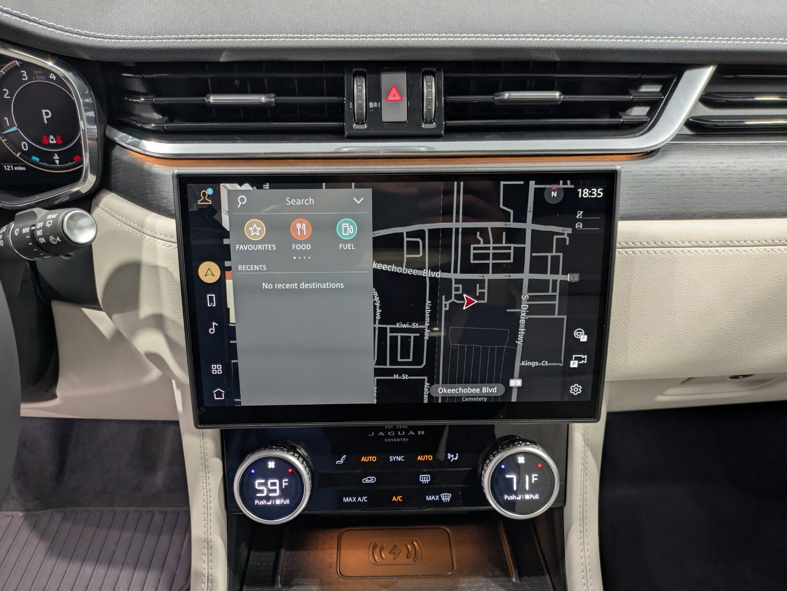 2026 Jaguar F-PACE P250 R-Dynamic S photo 14