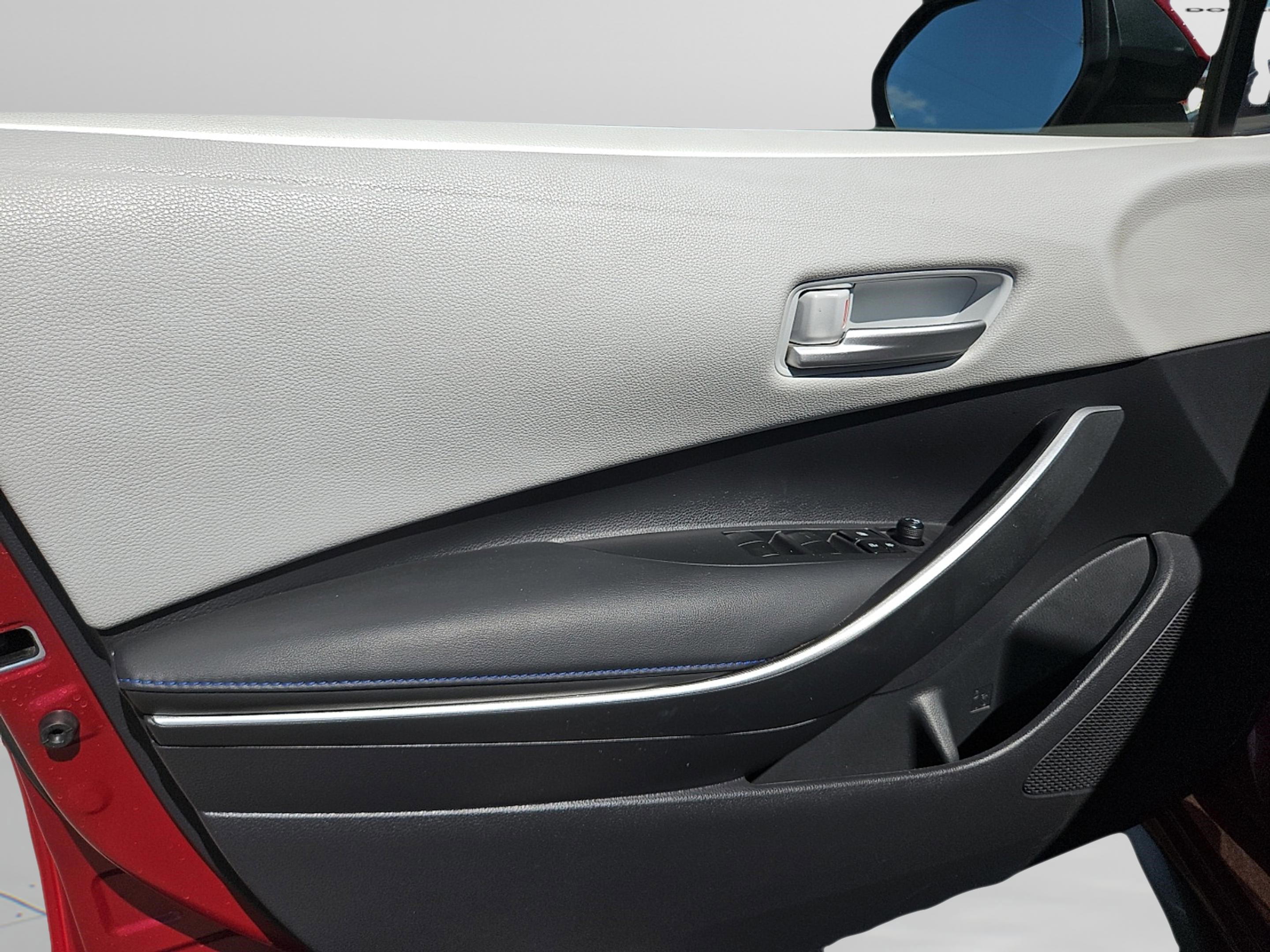 2022 Toyota Corolla SE photo 27