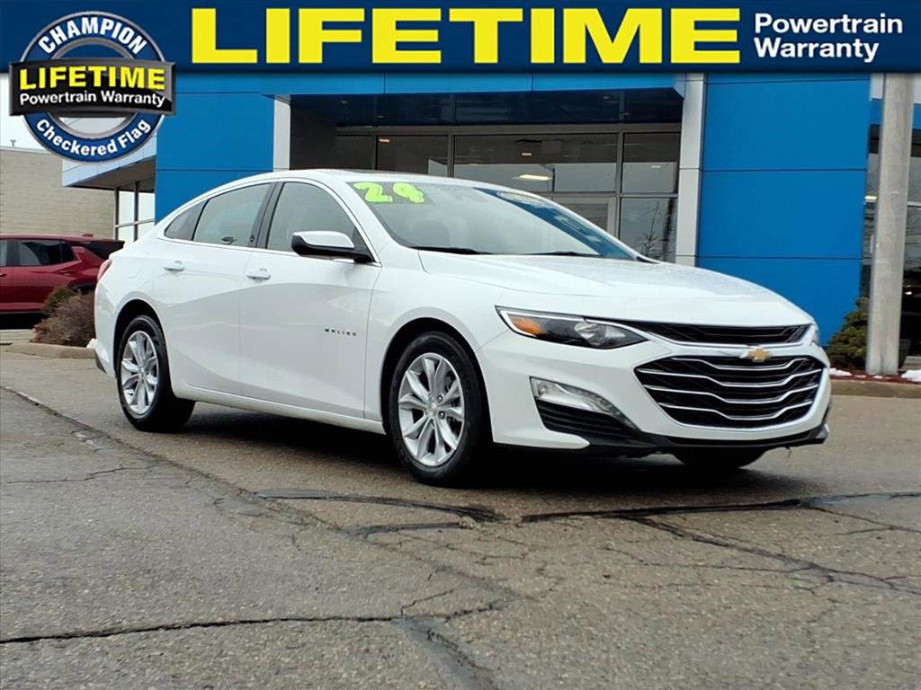 2024 Chevrolet Malibu 1LT's photo