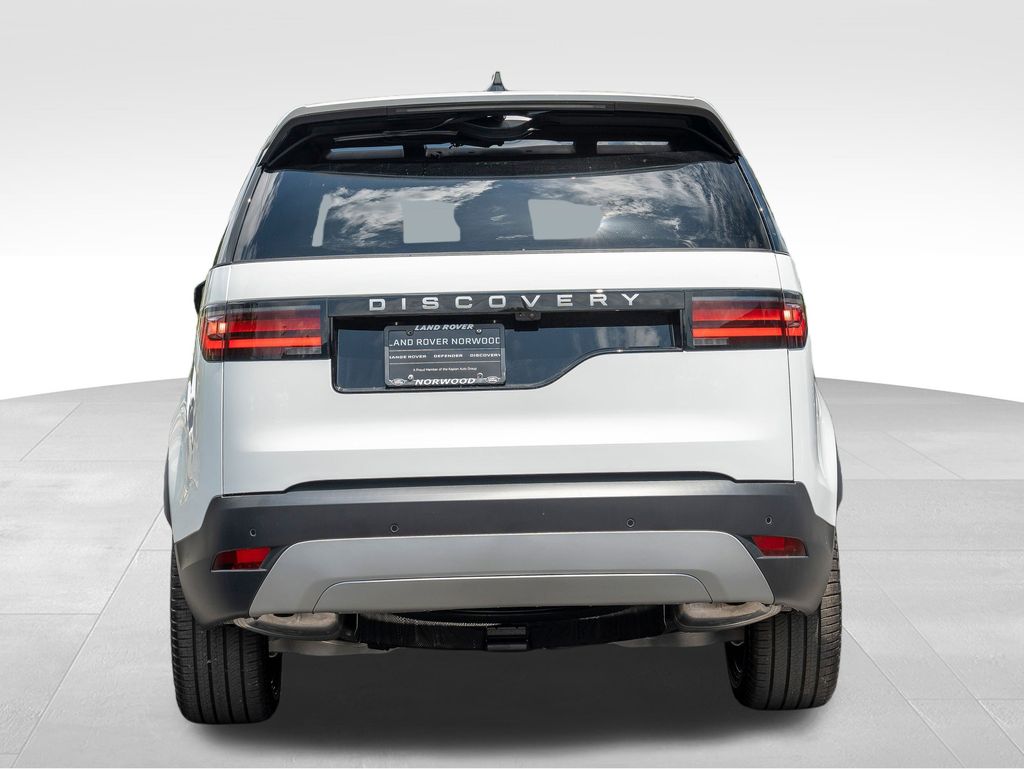 2025 Land Rover Discovery S photo 4