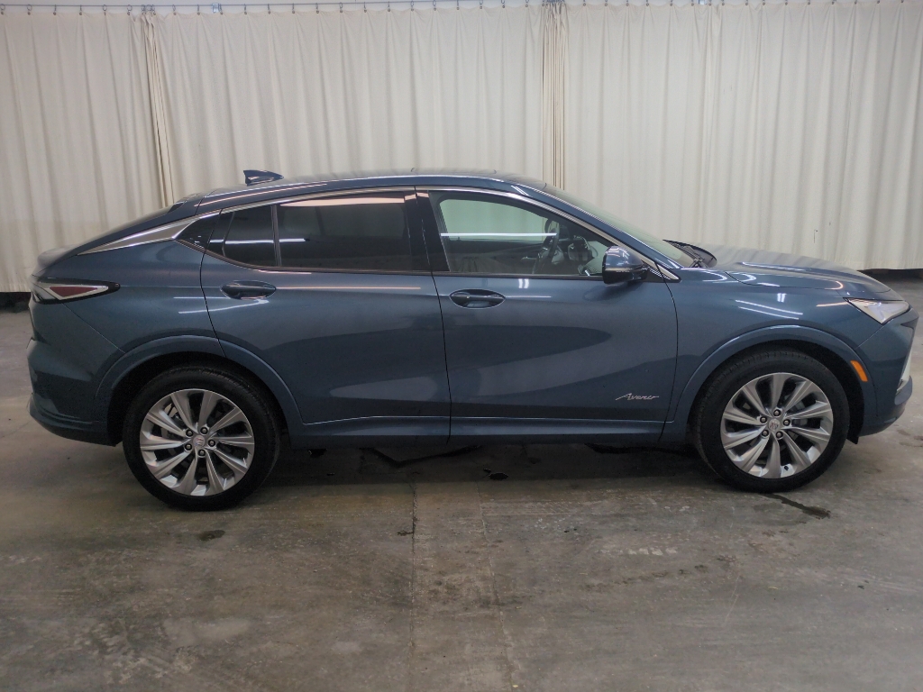 2024 Buick Envista Avenir photo 4