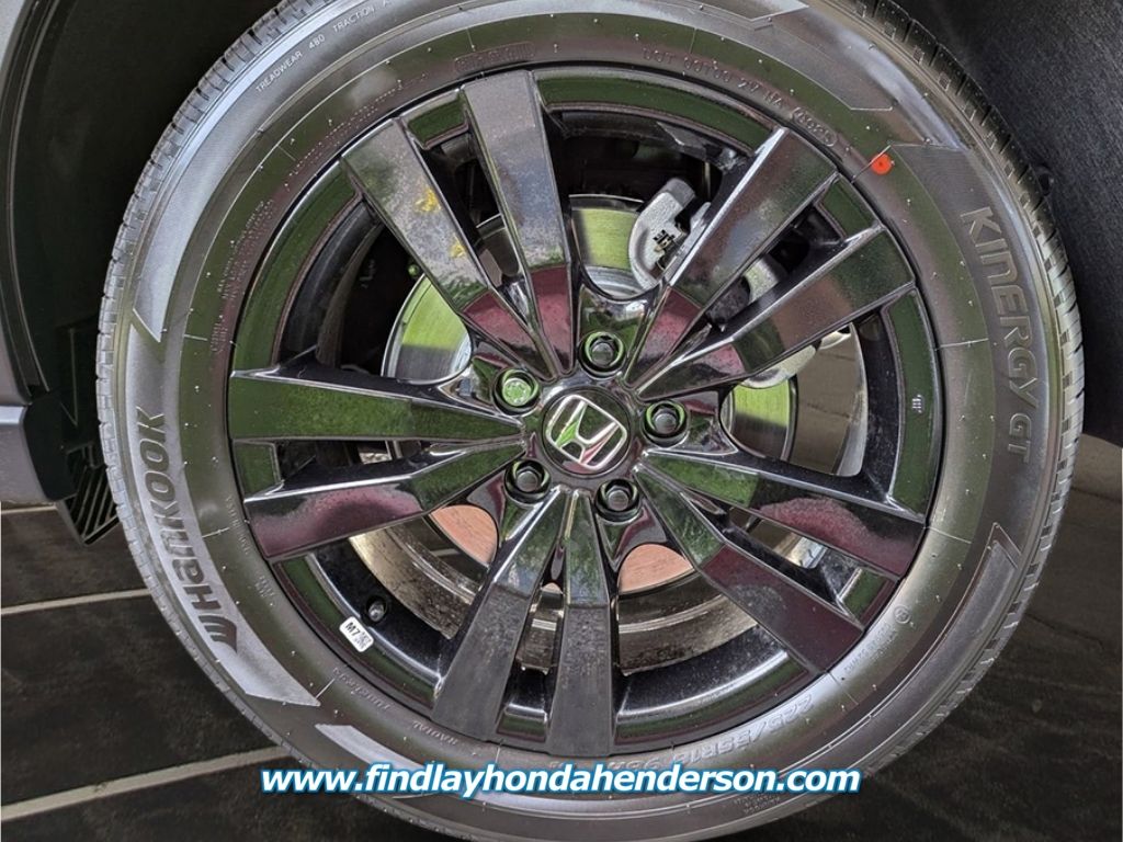 2026 Honda HR-V Sport photo 2