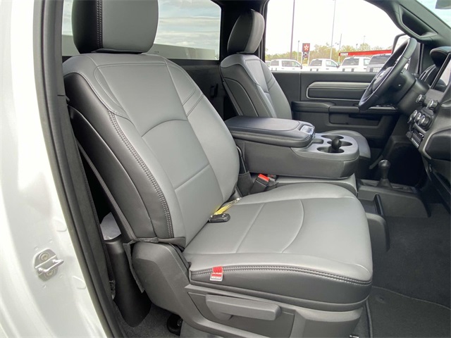 2024 Ram 3500 Tradesman photo 18