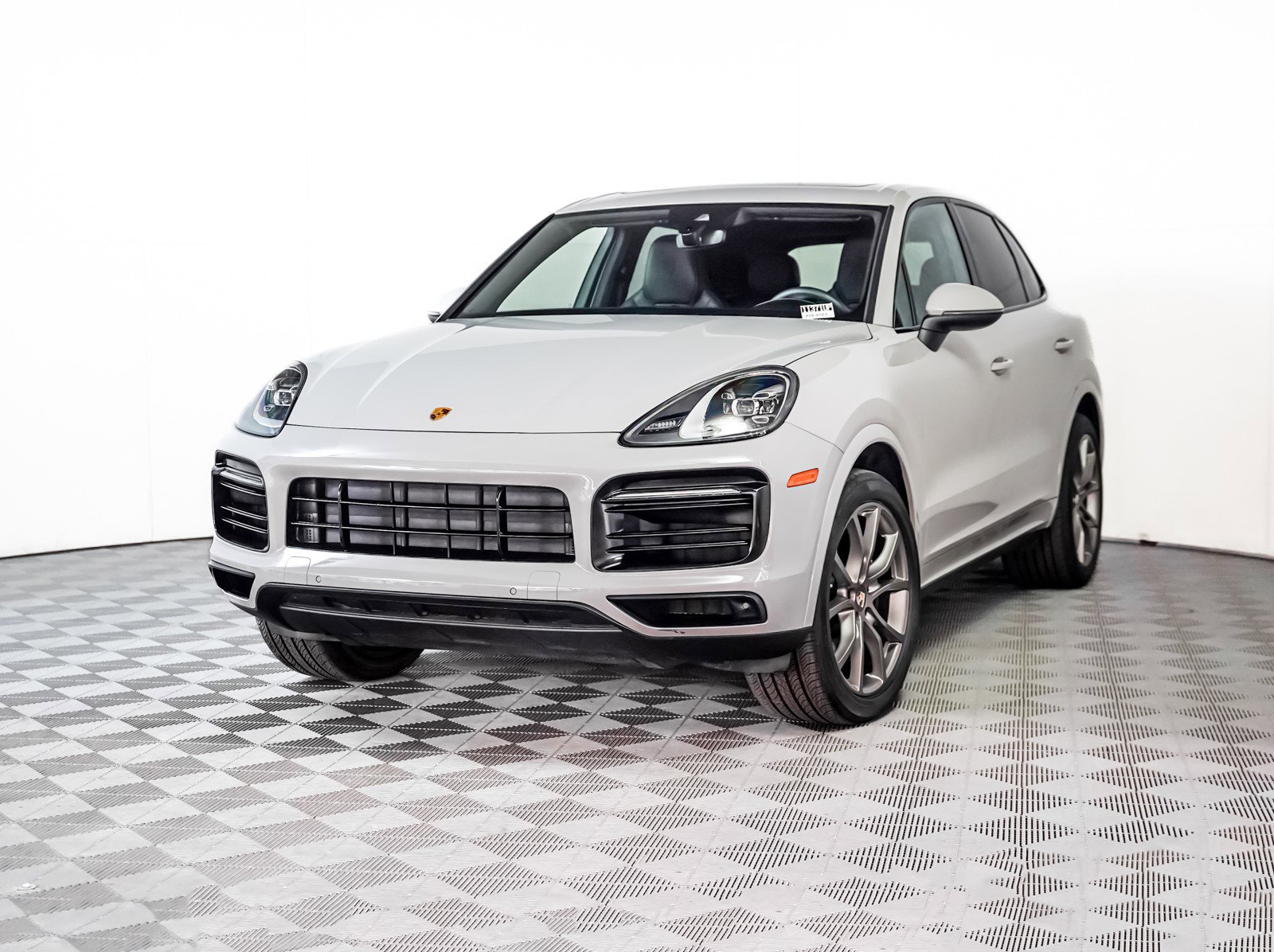 2023 Porsche Cayenne