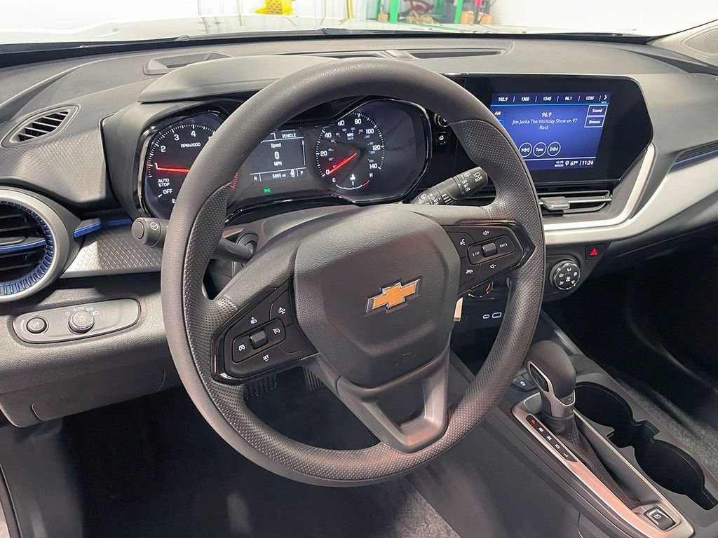 2024 Chevrolet Trax LS photo 11