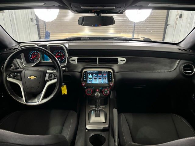 2013 Chevrolet Camaro 1LT photo 13
