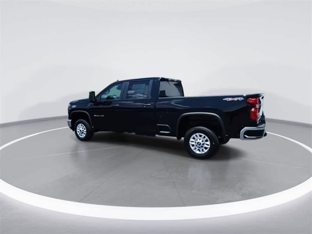 2025 Chevrolet Silverado 2500HD photo 6