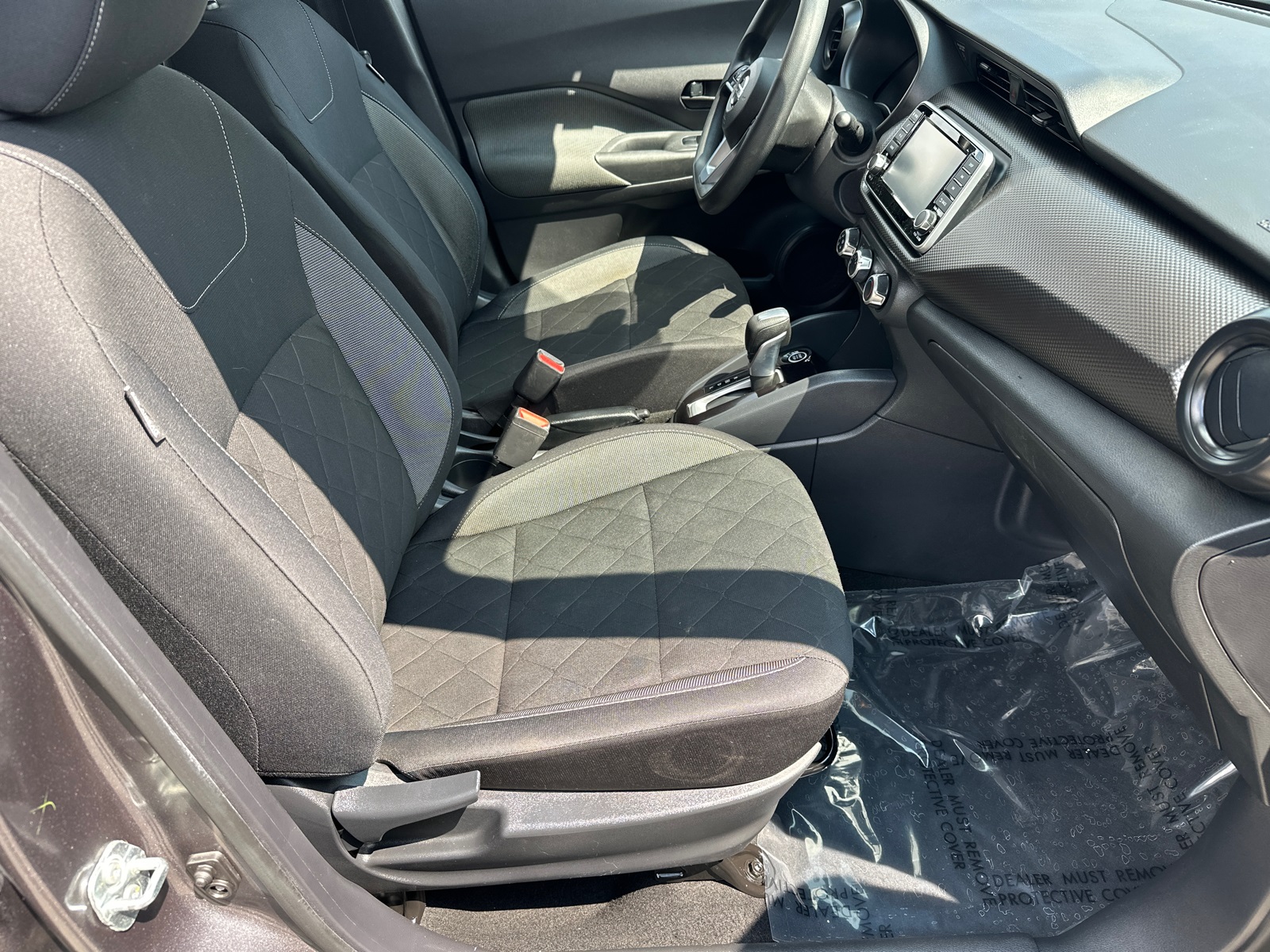2020 Nissan Kicks S photo 13