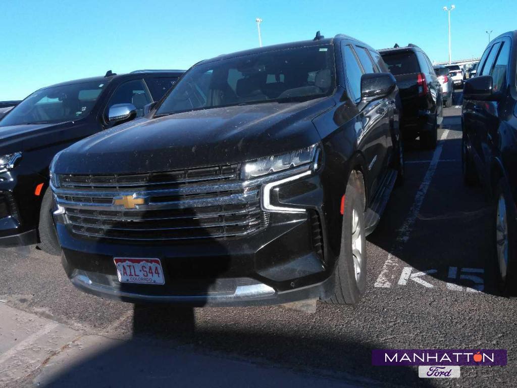 2023 Chevrolet Suburban LT's photo
