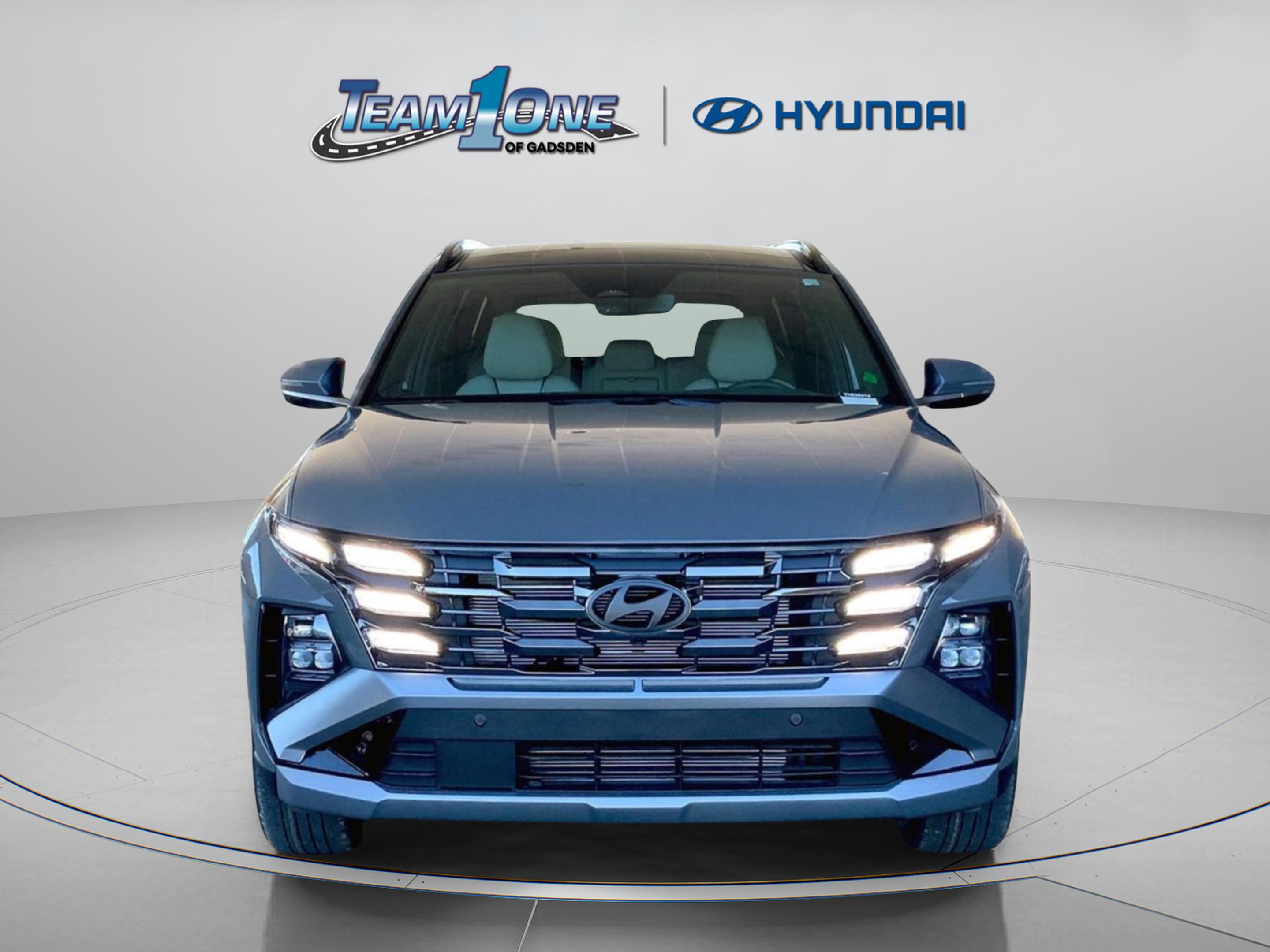 2026 Hyundai Tucson Limited photo 2