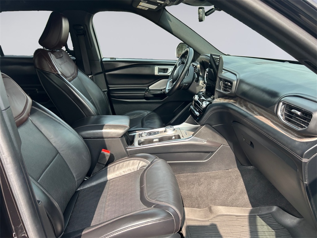 2021 Ford Explorer Platinum photo 11