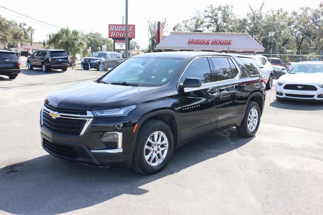 2023 Chevrolet Traverse LS photo 3