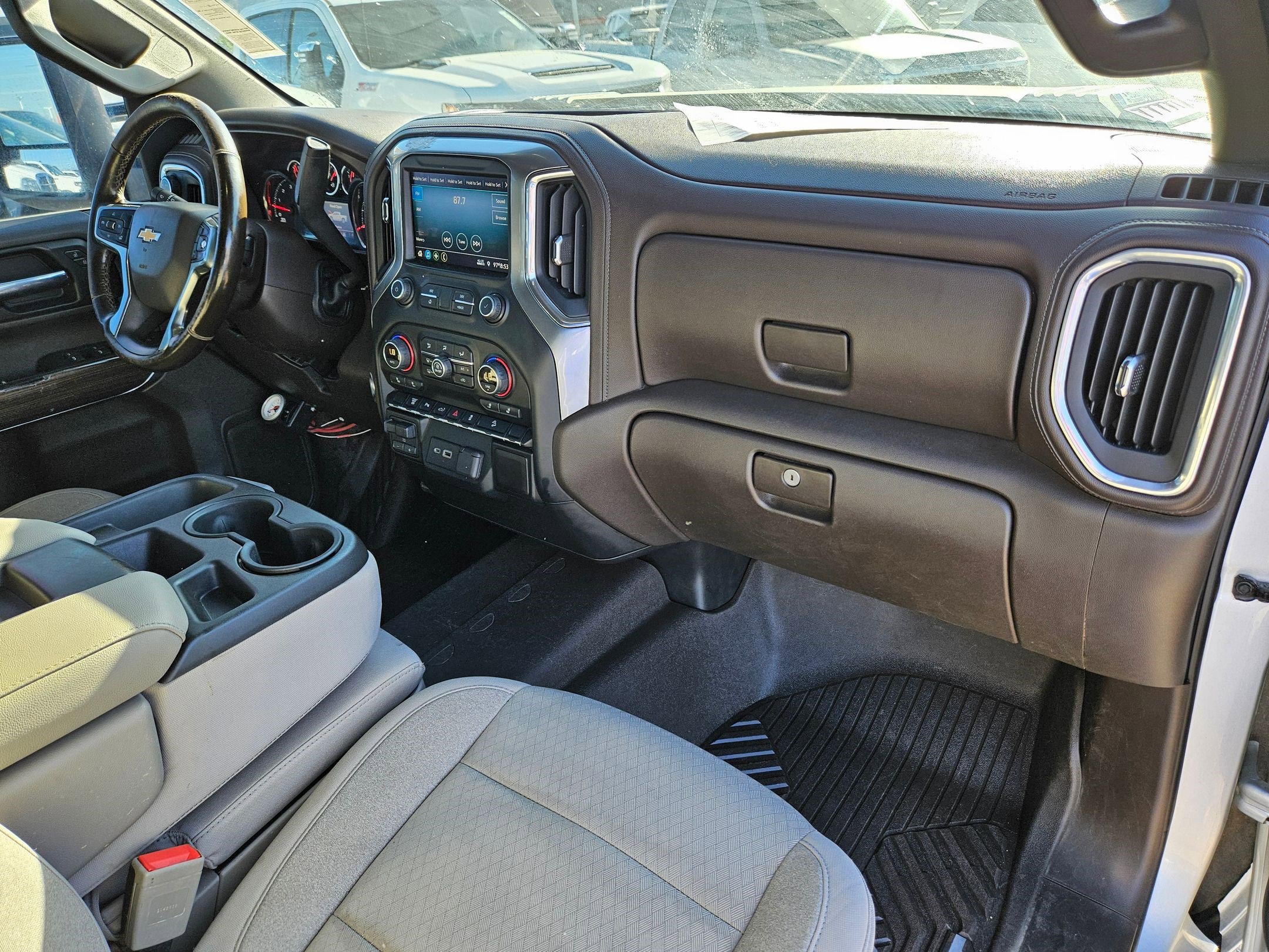 2020 Chevrolet Silverado 2500HD LT photo 25