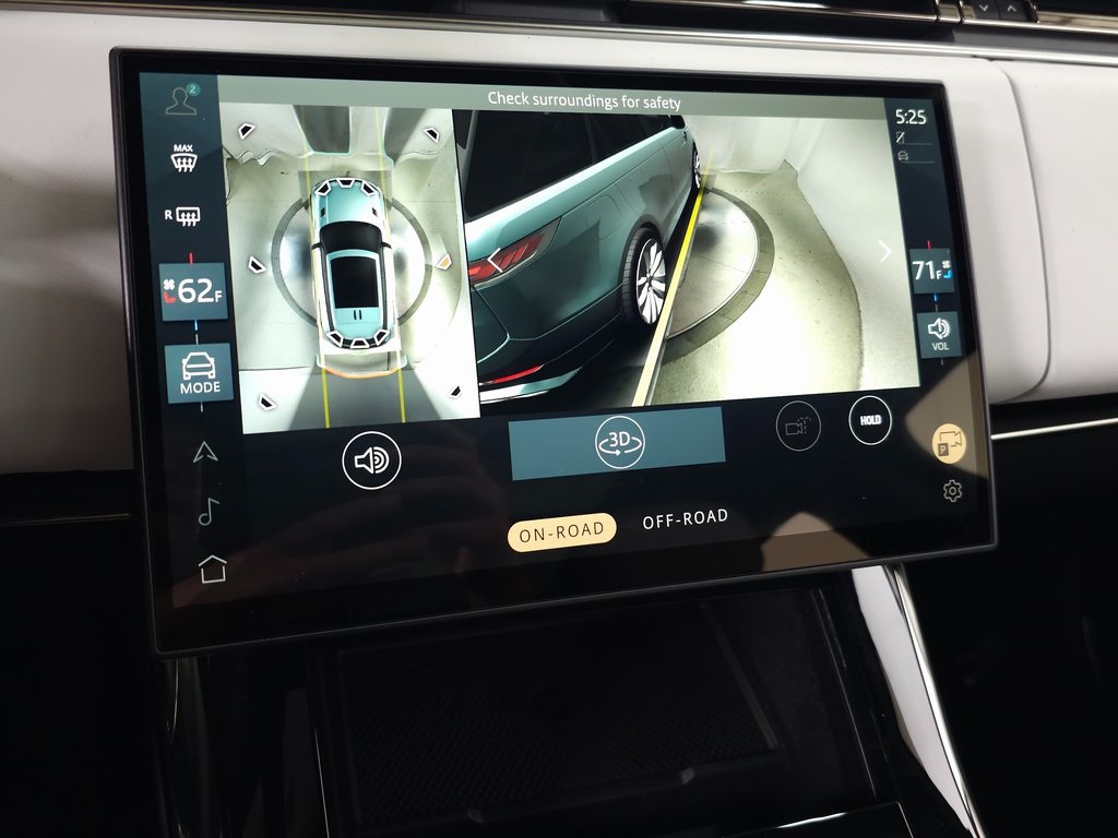 2025 Land Rover Range Rover Sport SE photo 24