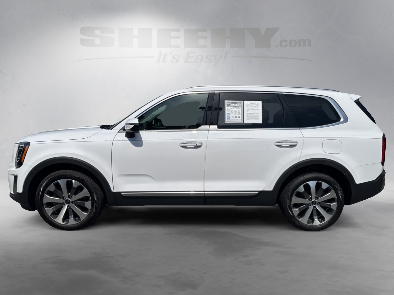 2021 Kia Telluride S photo 14