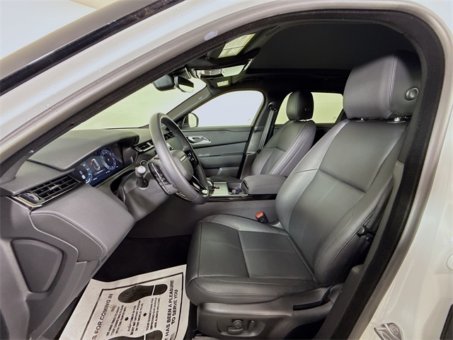 2026 Land Rover Range Rover Velar S photo 11