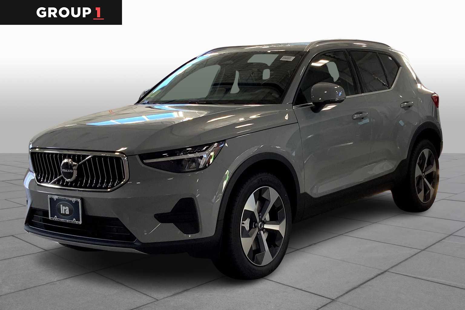2025 Volvo XC40