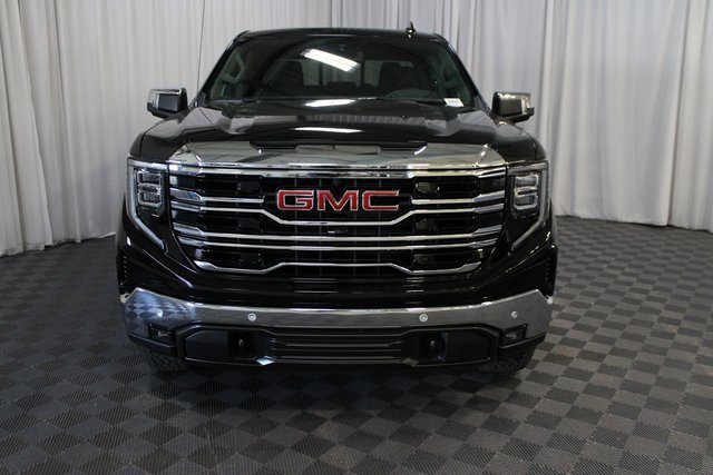 2026 Gmc Sierra 1500 SLT photo 2